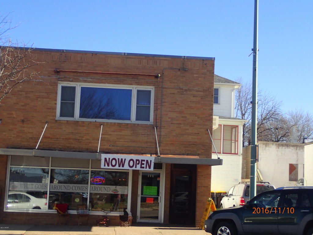 406 Downtown Plz, Fairmont, MN 56031